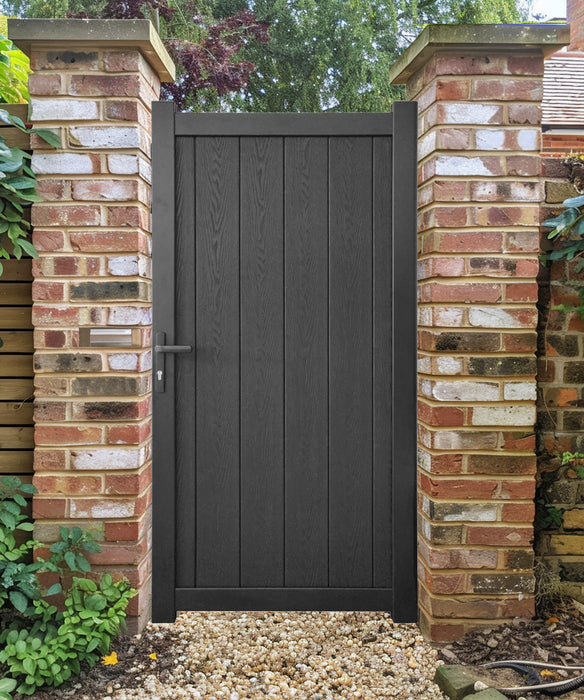 The Portobello - Composite pedestrian gate with aluminium frame and solid infill - Vertical slats - Flat top - Supplied with lock, 3 x keys, full height lock keep receiver, full hinge pack for mounting