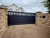 Front view of The Portobello Venti Guard automatic aluminium cantilever sliding gate