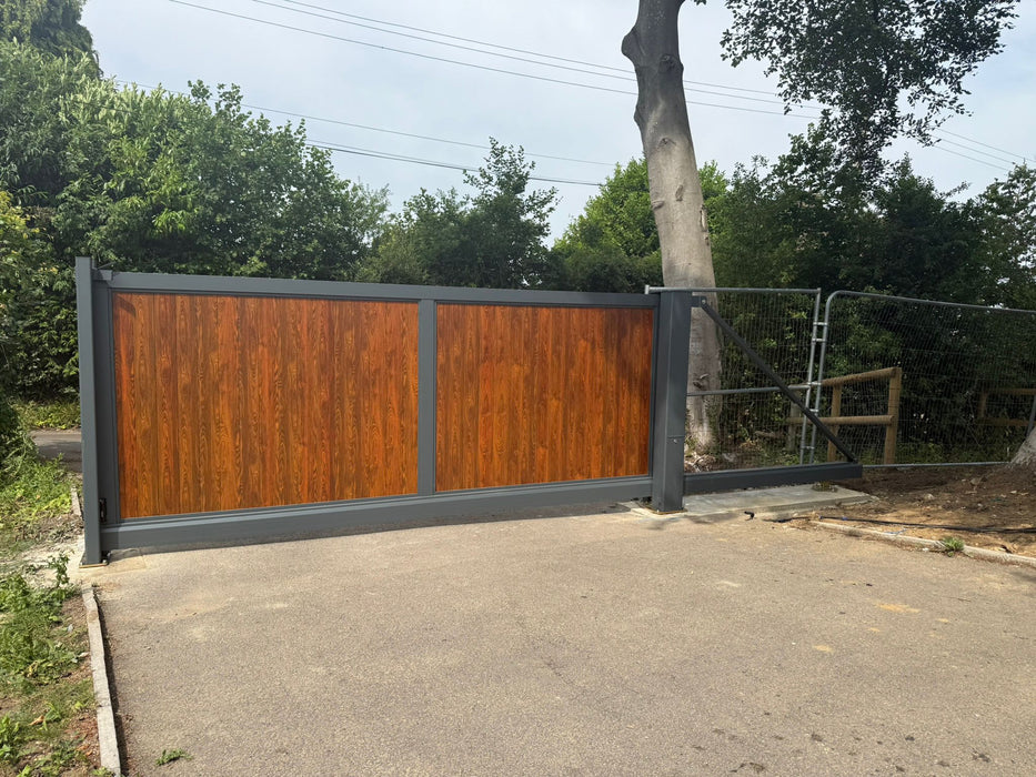 The Portobello - Automatic Cantilever Sliding Gate