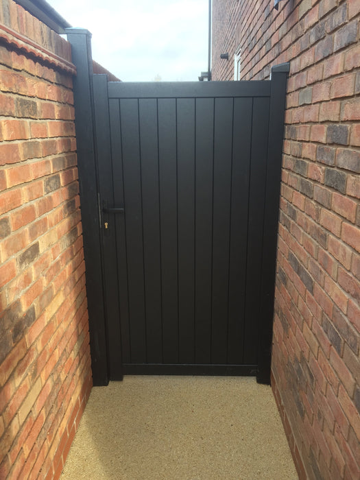 The Portobello - Aluminium pedestrian gate with solid infill - Vertical slats - Flat top| Supplied with lock, lock keep and hinges for mounting