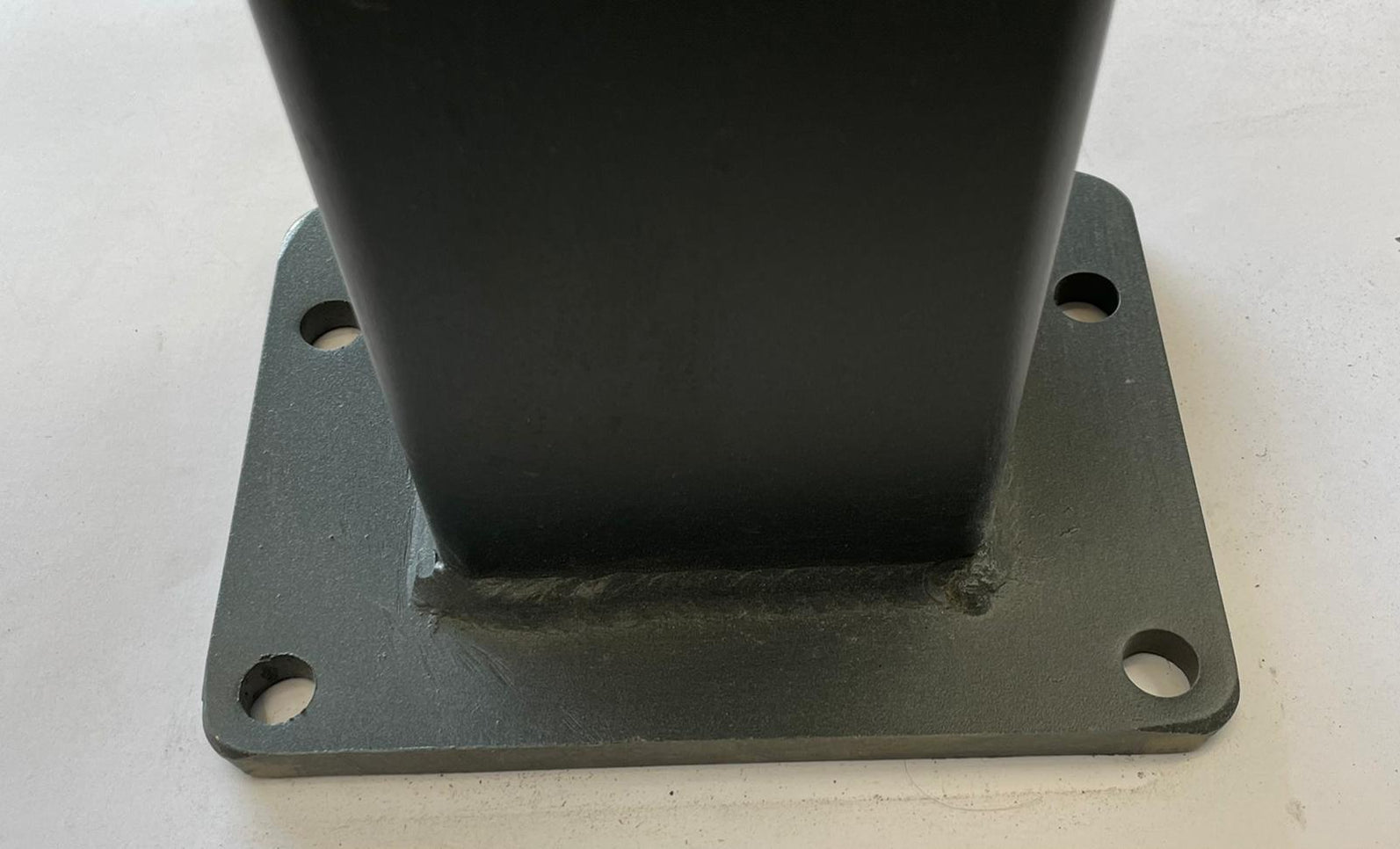 Aluminium Flanged Post (includes post cap) — Online Security Gates